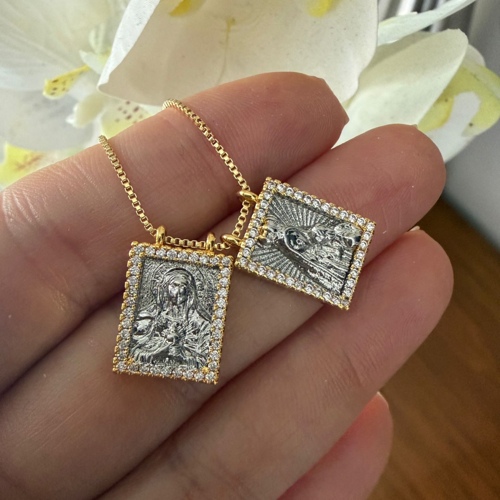 Escapulario Sagrado corazón y Virgen del Carmen Gold y Silver