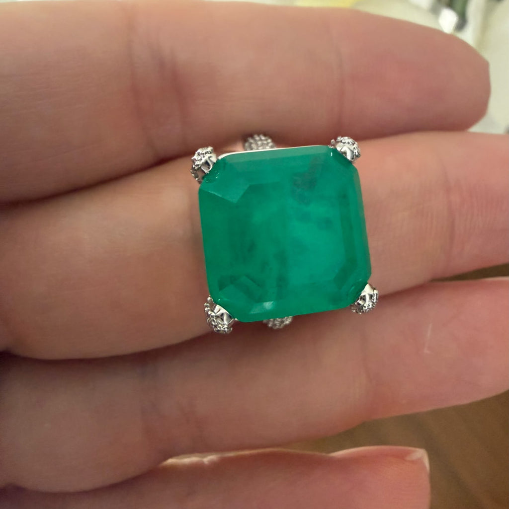 Anillo Emerald lab Silver cz graduable