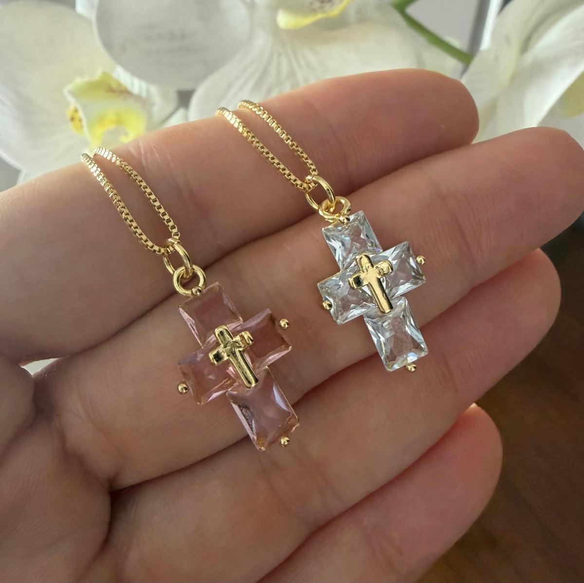 Cadena cross white o pink