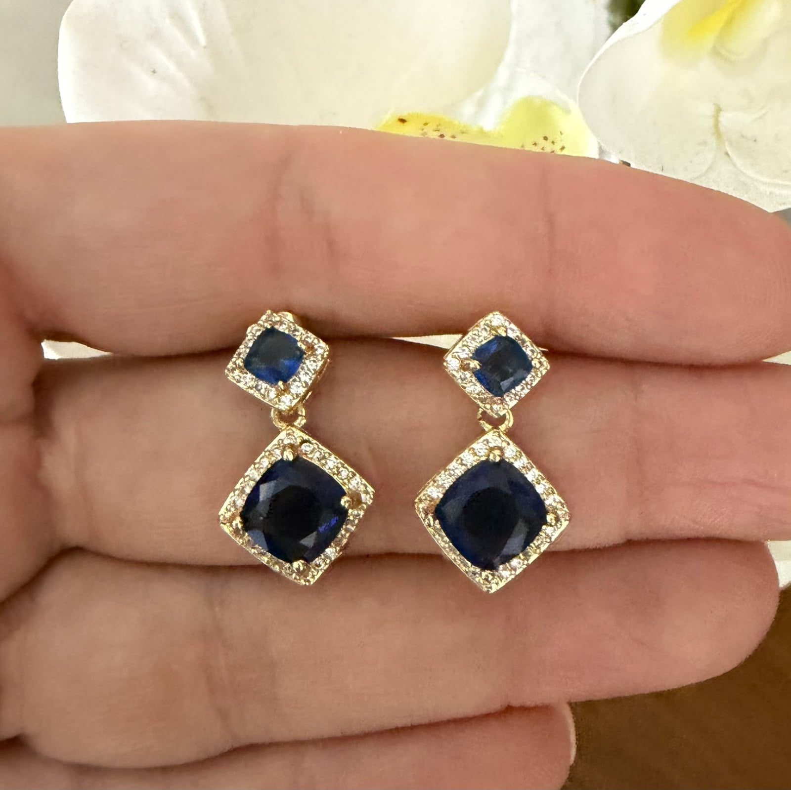 aretes Lina