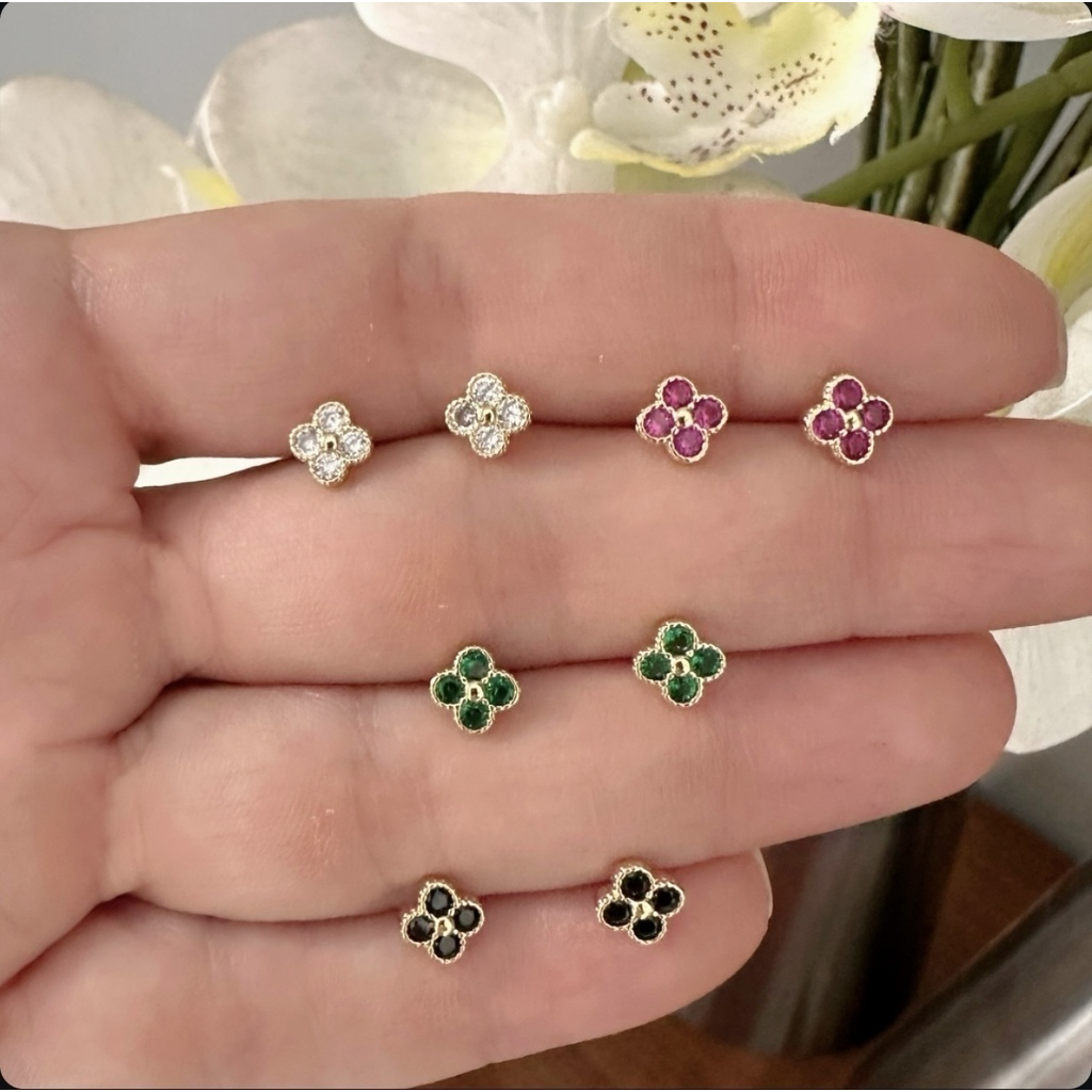 Aretes trébol mini white o pink o emerald o black