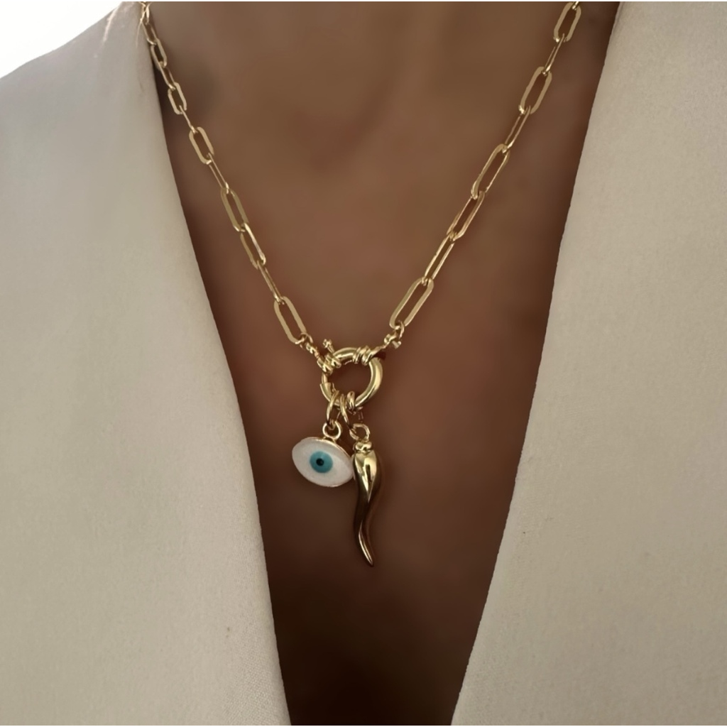 Cadena charms