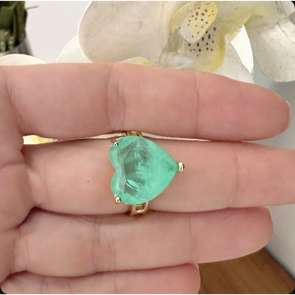 Anillo Emerald lab heart graduable