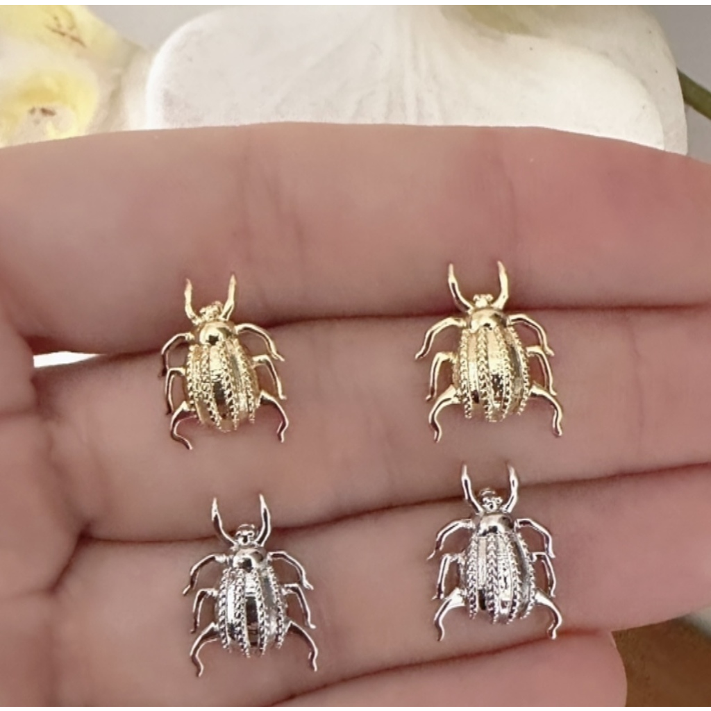 Aretes escarabajo gold o silver