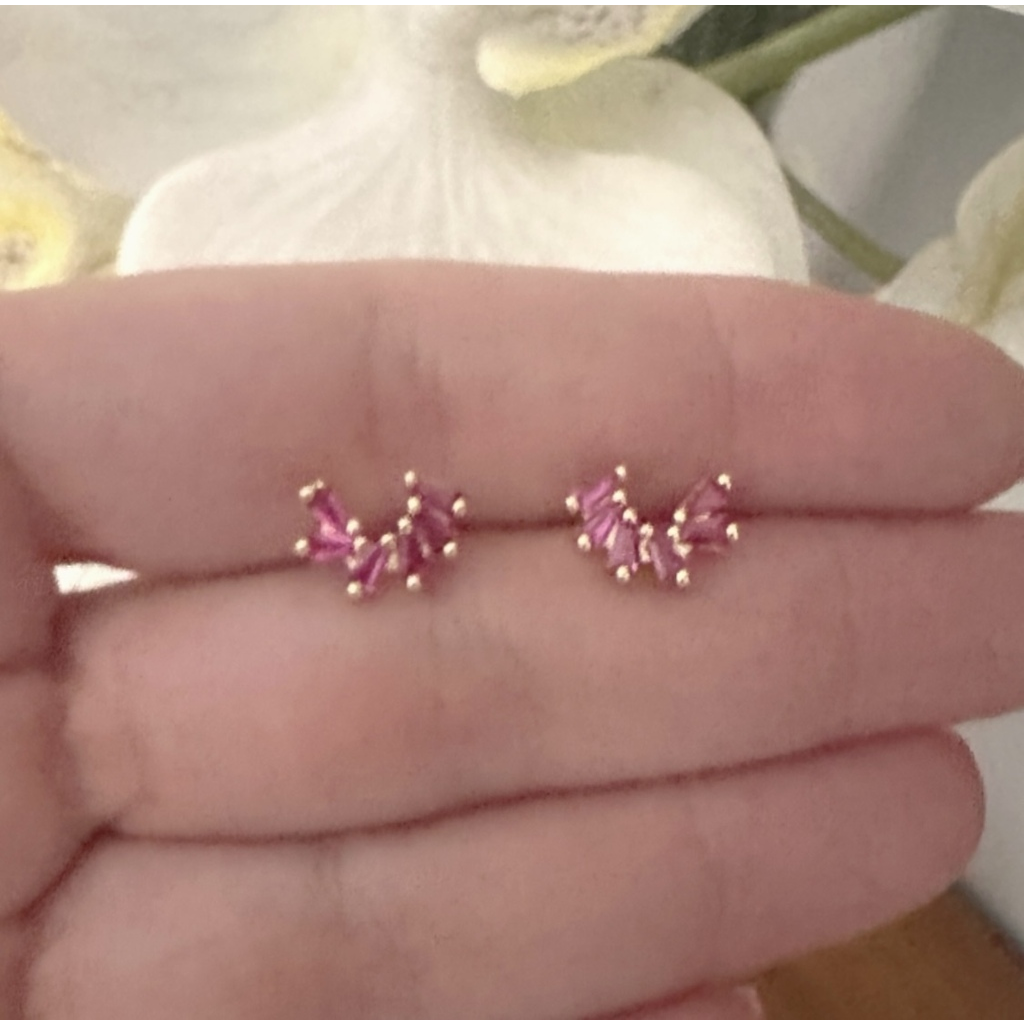 Aretes ruby baguette